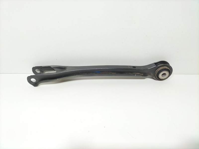 Recambio de brazo suspension inferior trasero izquierdo para mercedes-benz clase c (w205) familiar c 220 t d (205.214) referenci