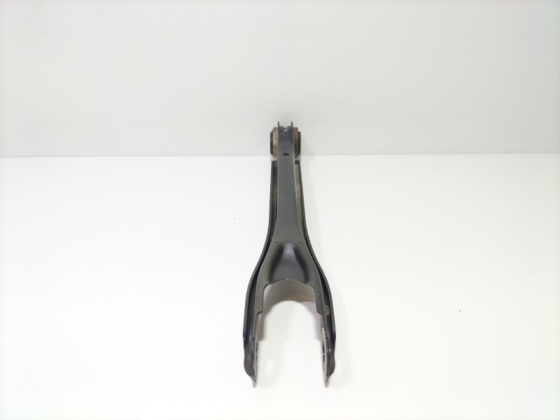 Recambio de brazo suspension inferior trasero izquierdo para mercedes-benz clase c (w205) familiar c 220 t d (205.214) referenci