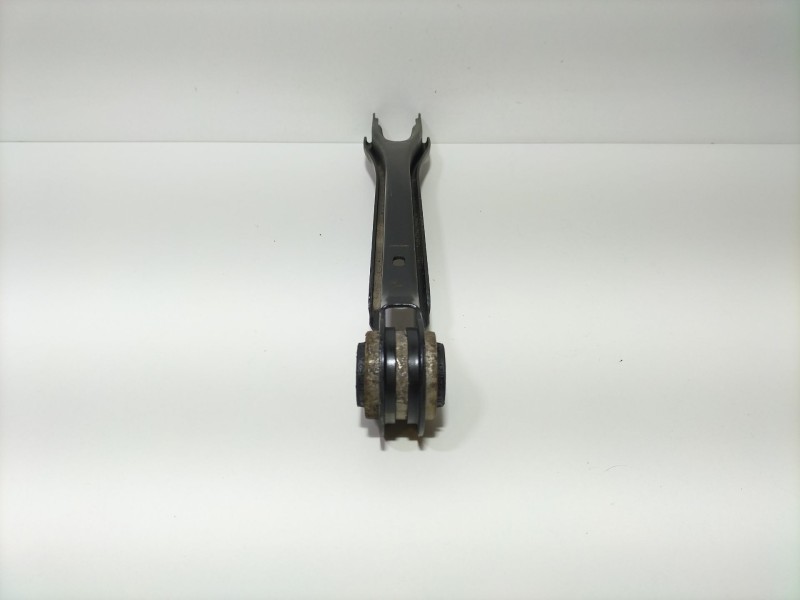 Recambio de brazo suspension inferior trasero izquierdo para mercedes-benz clase c (w205) familiar c 220 t d (205.214) referenci