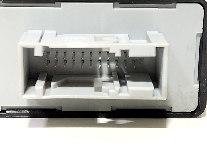 Recambio de modulo electronico para volkswagen scirocco (137) 1.4 tsi (118kw) referencia OEM IAM 8P0907357K  