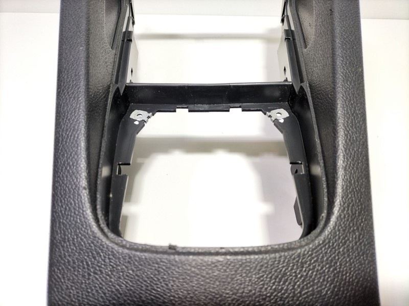 Recambio de moldura para volkswagen scirocco (137) 1.4 tsi (118kw) referencia OEM IAM 1k0863243c  