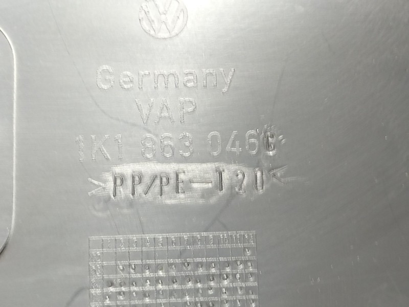 Recambio de moldura para volkswagen scirocco (137) 1.4 tsi (118kw) referencia OEM IAM 1k1863046  