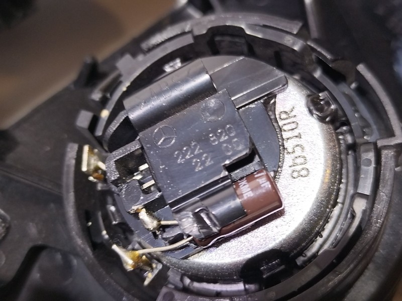 Recambio de altavoz para mercedes-benz clase c (w205) familiar c 220 t d (205.214) referencia OEM IAM WPT52004  