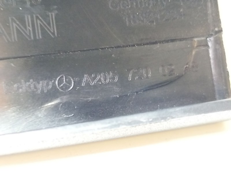 Recambio de altavoz para mercedes-benz clase c (w205) familiar c 220 t d (205.214) referencia OEM IAM WPT52004  