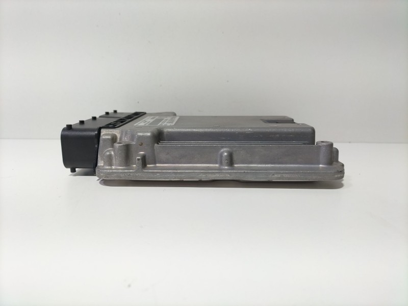 Recambio de centralita motor uce para audi a3 sportback (8va) ambiente referencia OEM IAM A4L907309B  