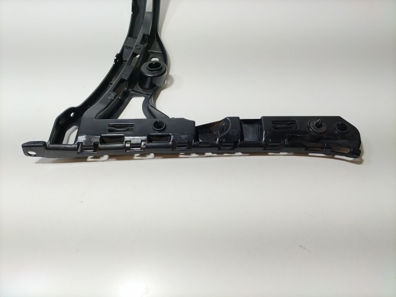 Recambio de molduras traseras para mercedes-benz clase a sedán (v177) amg a 35 4-matic (177.151) referencia OEM IAM A1778850900 