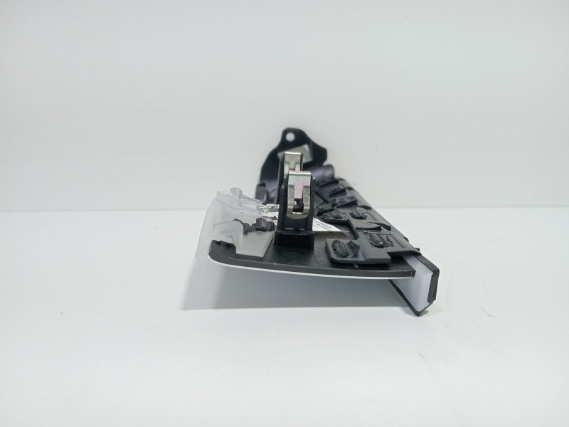 Recambio de moldura para mercedes-benz clase a sedán (v177) amg a 35 4-matic (177.151) referencia OEM IAM A1776807801  