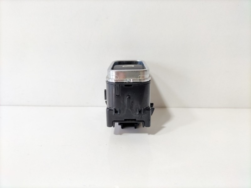 Recambio de interruptor para mercedes-benz clase a sedán (v177) amg a 35 4-matic (177.151) referencia OEM IAM A1679050201  
