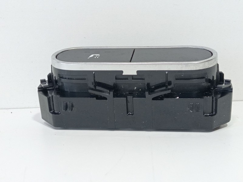 Recambio de modulo electronico para mercedes-benz clase a sedán (v177) amg a 35 4-matic (177.151) referencia OEM IAM 1779056800 