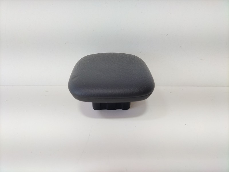 Recambio de apoyabrazos central para mercedes-benz clase a sedán (v177) amg a 35 4-matic (177.151) referencia OEM IAM A177680520