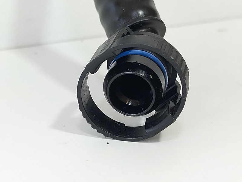 Recambio de tubo para mercedes-benz clase a sedán (v177) amg a 35 4-matic (177.151) referencia OEM IAM A1774300300  