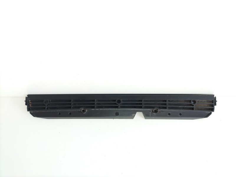 Recambio de moldura para mercedes-benz clase a sedán (v177) amg a 35 4-matic (177.151) referencia OEM IAM A1779067504  