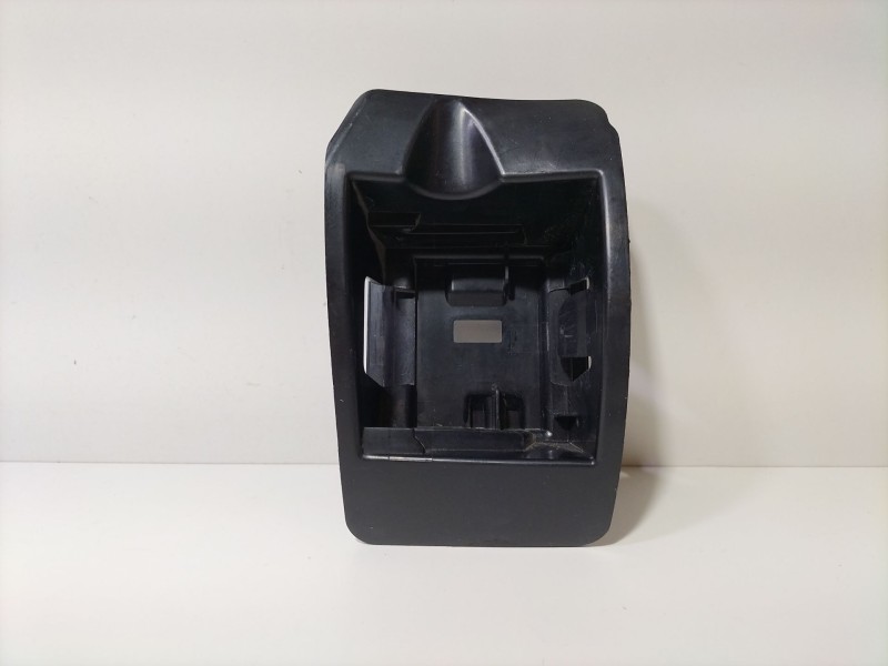 Recambio de moldura para mercedes-benz clase a sedán (v177) amg a 35 4-matic (177.151) referencia OEM IAM A1778851404  