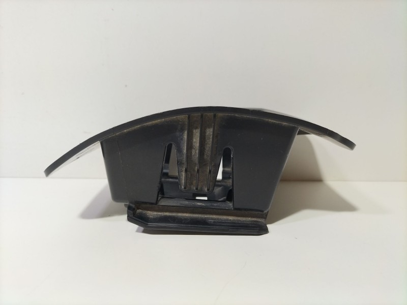 Recambio de moldura para mercedes-benz clase a sedán (v177) amg a 35 4-matic (177.151) referencia OEM IAM A1778851404  