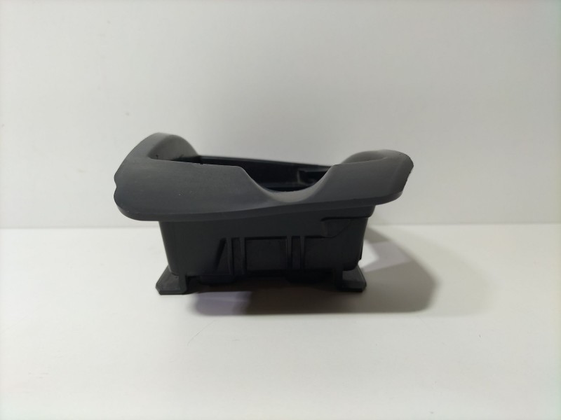 Recambio de moldura para mercedes-benz clase a sedán (v177) amg a 35 4-matic (177.151) referencia OEM IAM A1778851404  