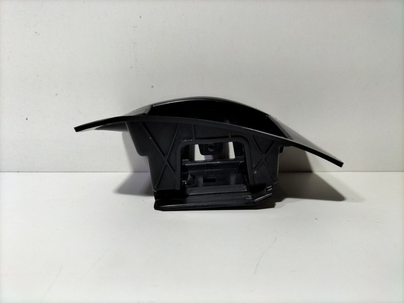 Recambio de moldura para mercedes-benz clase a sedán (v177) amg a 35 4-matic (177.151) referencia OEM IAM A1778851404  