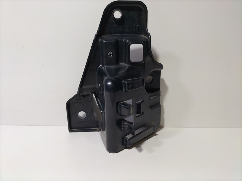 Recambio de moldura para mercedes-benz clase a sedán (v177) amg a 35 4-matic (177.151) referencia OEM IAM A1778214200  