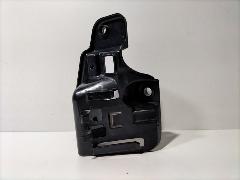 Recambio de moldura para mercedes-benz clase a sedán (v177) amg a 35 4-matic (177.151) referencia OEM IAM A1778214200  