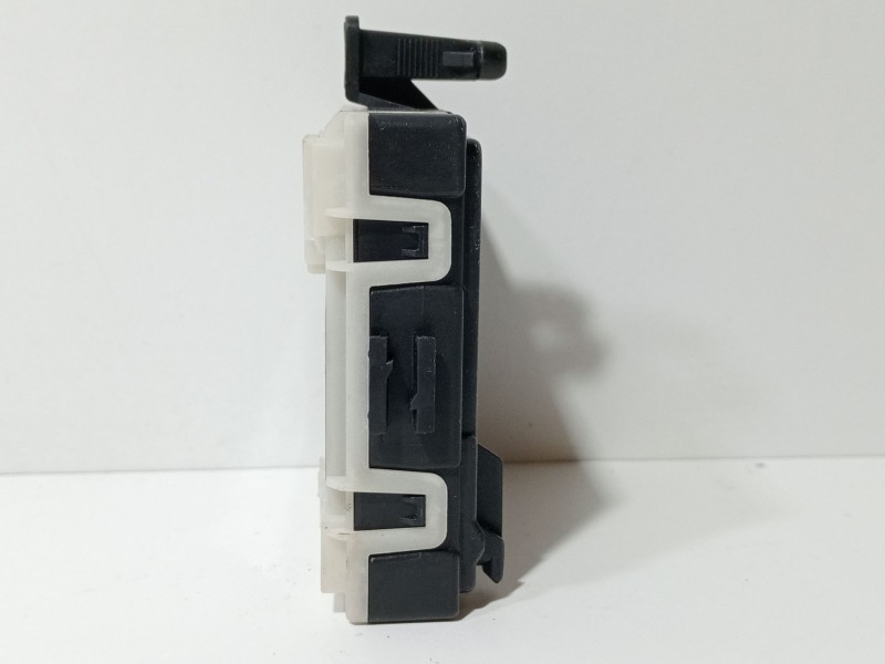 Recambio de modulo electronico para mercedes-benz clase a sedán (v177) amg a 35 4-matic (177.151) referencia OEM IAM 1779005505 