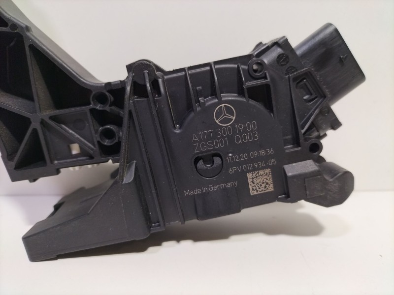 Recambio de pedal acelerador para mercedes-benz clase a sedán (v177) amg a 35 4-matic (177.151) referencia OEM IAM A1773001900  