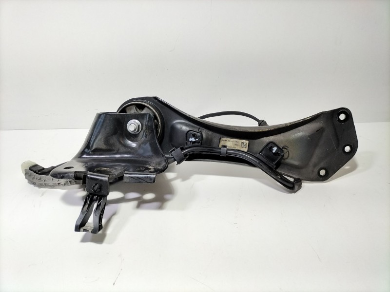 Recambio de brazo suspension superior trasero derecho para mercedes-benz clase a sedán (v177) amg a 35 4-matic (177.151) referen