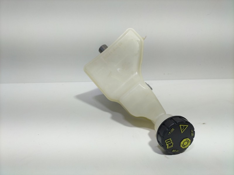 Recambio de bomba freno para mercedes-benz clase a sedán (v177) amg a 35 4-matic (177.151) referencia OEM IAM A1774304300  