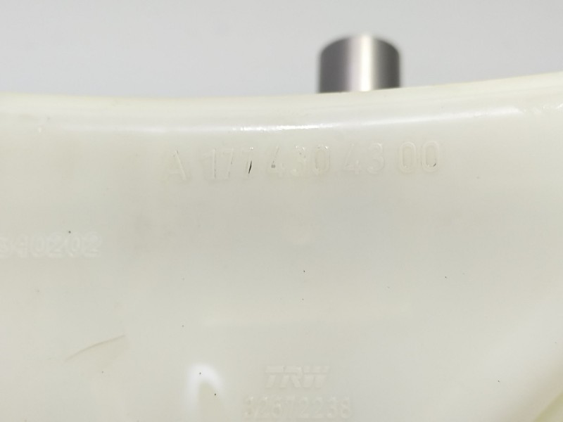 Recambio de bomba freno para mercedes-benz clase a sedán (v177) amg a 35 4-matic (177.151) referencia OEM IAM A1774304300  