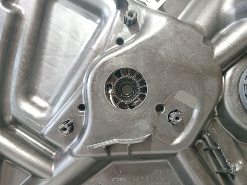 Recambio de elevalunas delantero derecho para mercedes-benz clase a sedán (v177) amg a 35 4-matic (177.151) referencia OEM IAM A