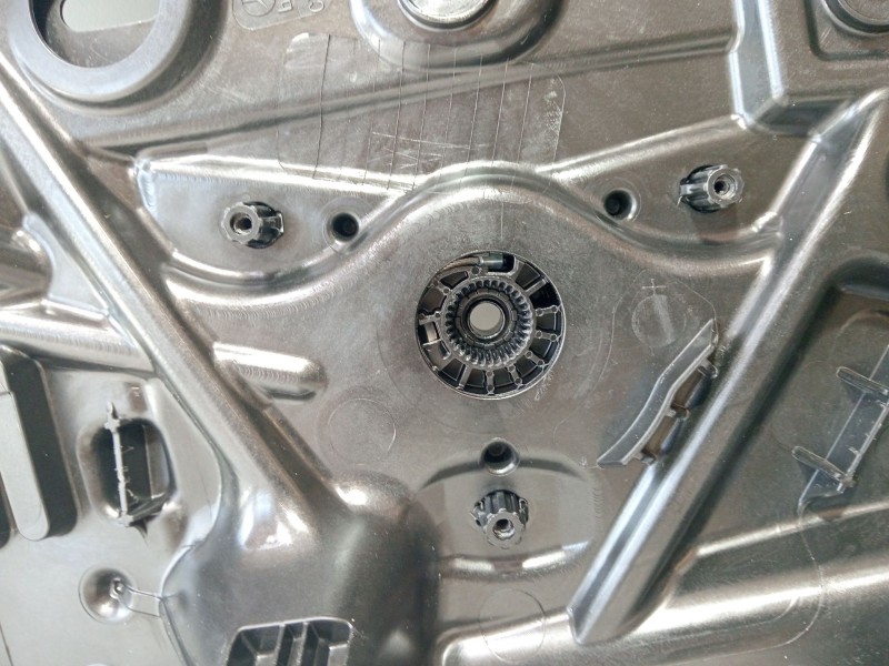 Recambio de elevalunas trasero derecho para mercedes-benz clase a sedán (v177) amg a 35 4-matic (177.151) referencia OEM IAM A24