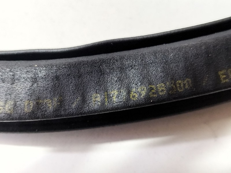 Recambio de goma contorno para mercedes-benz clase a sedán (v177) amg a 35 4-matic (177.151) referencia OEM IAM a1776928500  