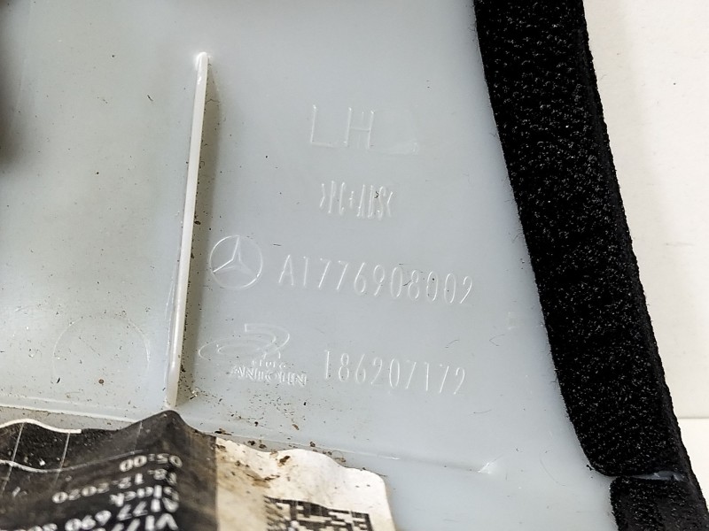 Recambio de moldura para mercedes-benz clase a sedán (v177) amg a 35 4-matic (177.151) referencia OEM IAM A1776908002  