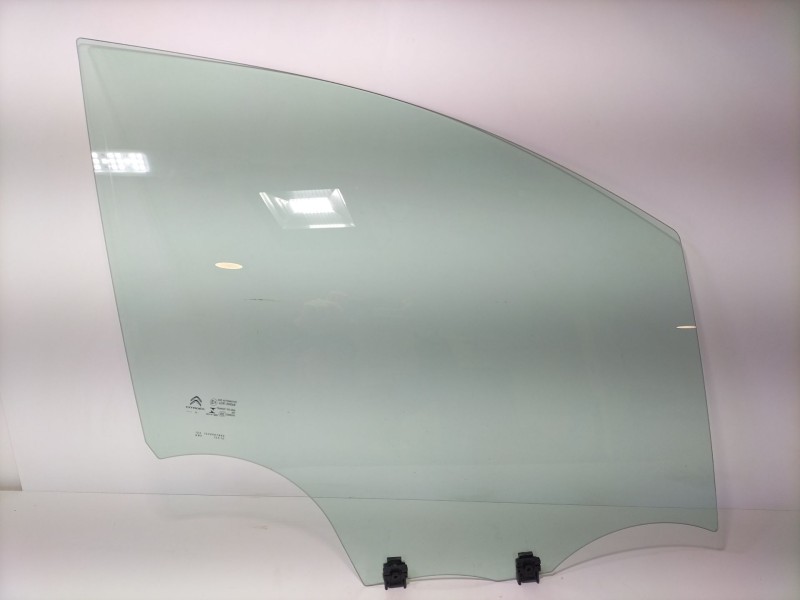 Recambio de luna delantera derecha para citroën c3 / c3 origin iii (sx) 1.5 bluehdi 100 (sxyhyp, sxyhtu) referencia OEM IAM   