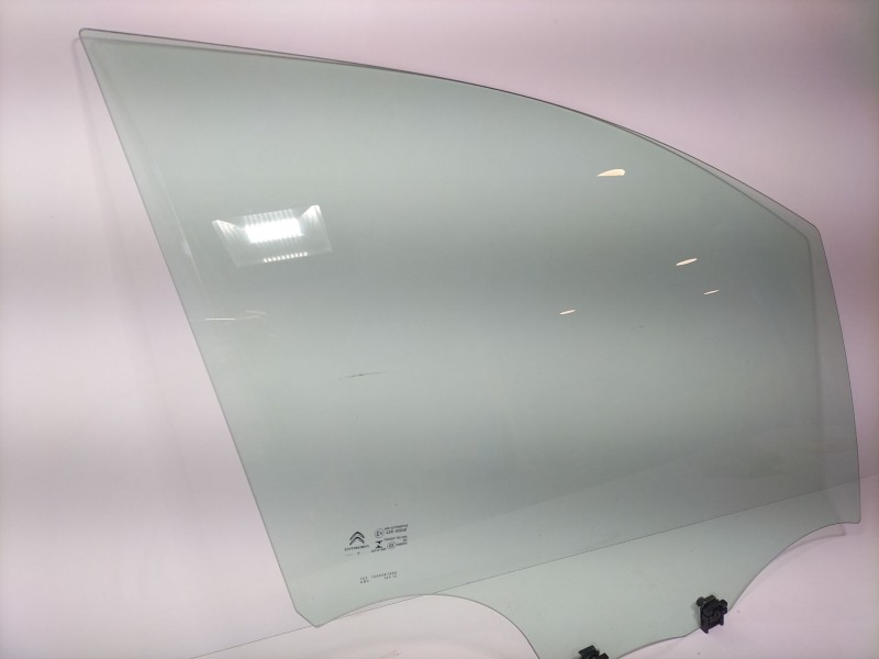 Recambio de luna delantera derecha para citroën c3 / c3 origin iii (sx) 1.5 bluehdi 100 (sxyhyp, sxyhtu) referencia OEM IAM   