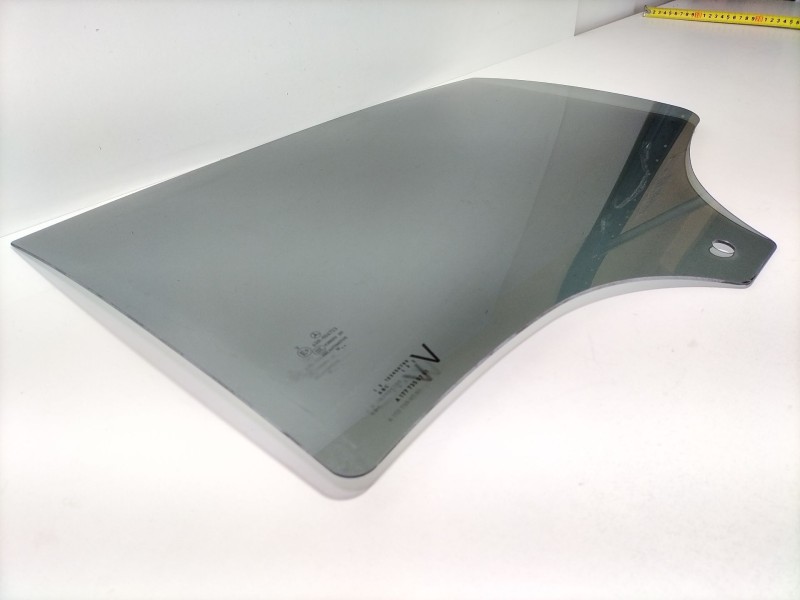 Recambio de luna trasera izquierda para mercedes-benz clase a sedán (v177) amg a 35 4-matic (177.151) referencia OEM IAM A177735