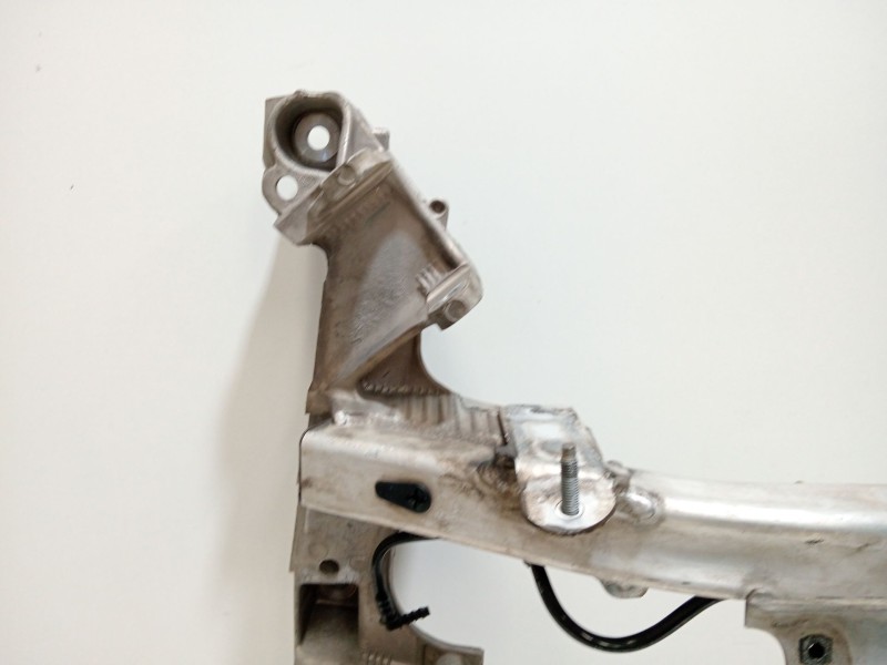 Recambio de puente delantero para bmw serie 5 berlina (e60) 520d referencia OEM IAM 6759461  
