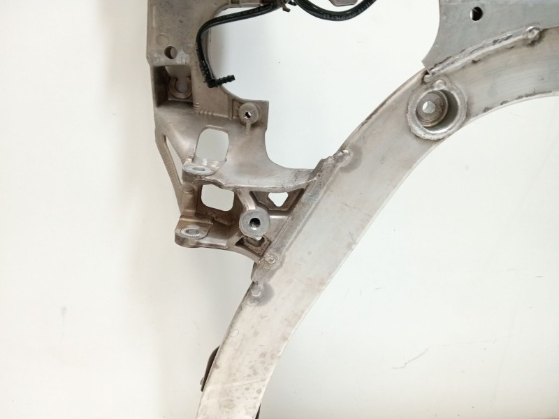 Recambio de puente delantero para bmw serie 5 berlina (e60) 520d referencia OEM IAM 6759461  