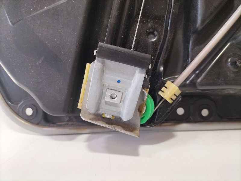 Recambio de elevalunas delantero izquierdo para mercedes-benz clase c (w205) familiar c 220 t d (205.214) referencia OEM IAM C08