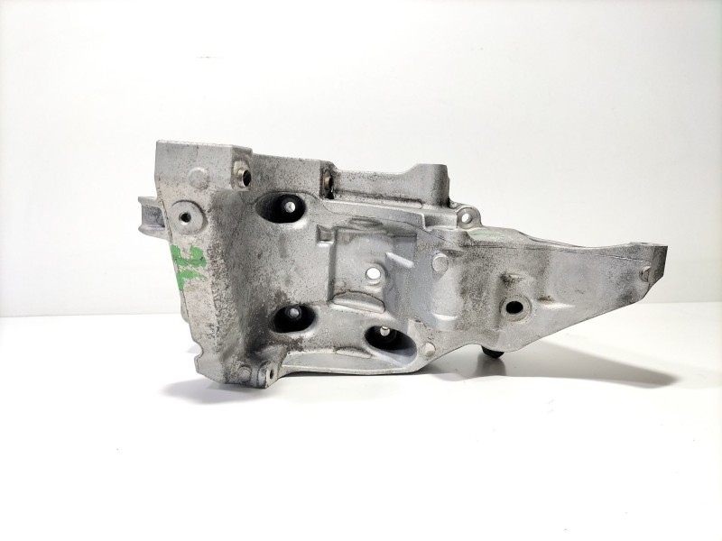 Recambio de soporte alternador para bmw serie 5 berlina (e60) 520d referencia OEM IAM 11167802639  