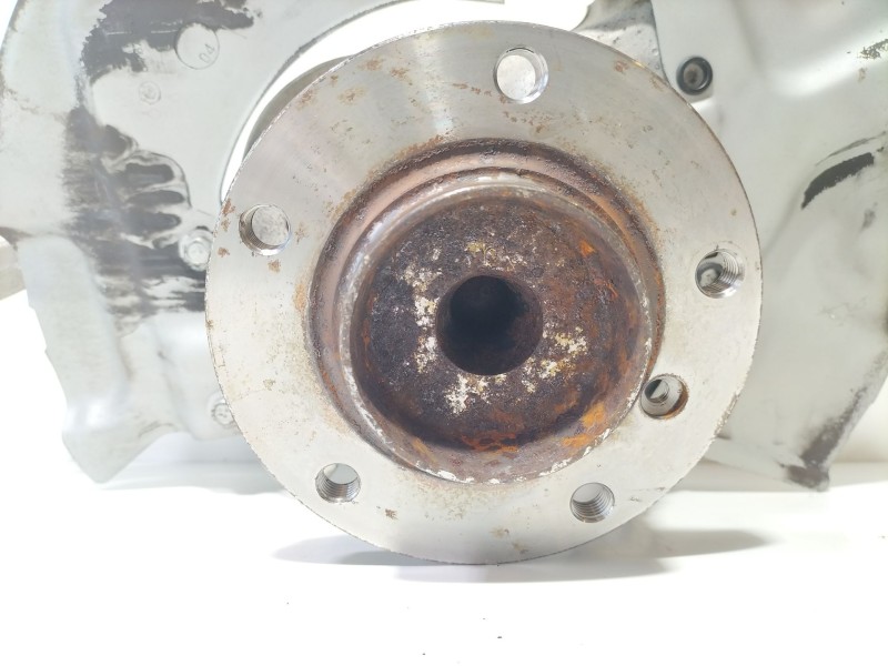 Recambio de mangueta delantera derecha para bmw serie 5 berlina (e60) 520d referencia OEM IAM 6760954  