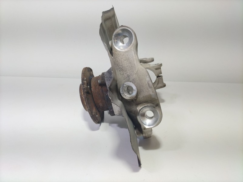 Recambio de mangueta delantera derecha para bmw serie 5 berlina (e60) 520d referencia OEM IAM 6760954  