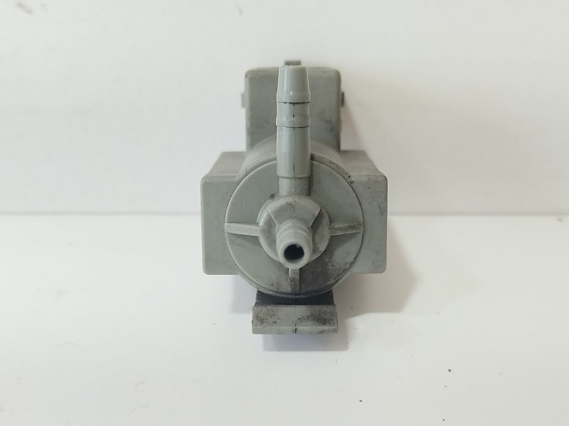 Recambio de valvula aire adicional para bmw serie 5 berlina (e60) 520d referencia OEM IAM 7537612  