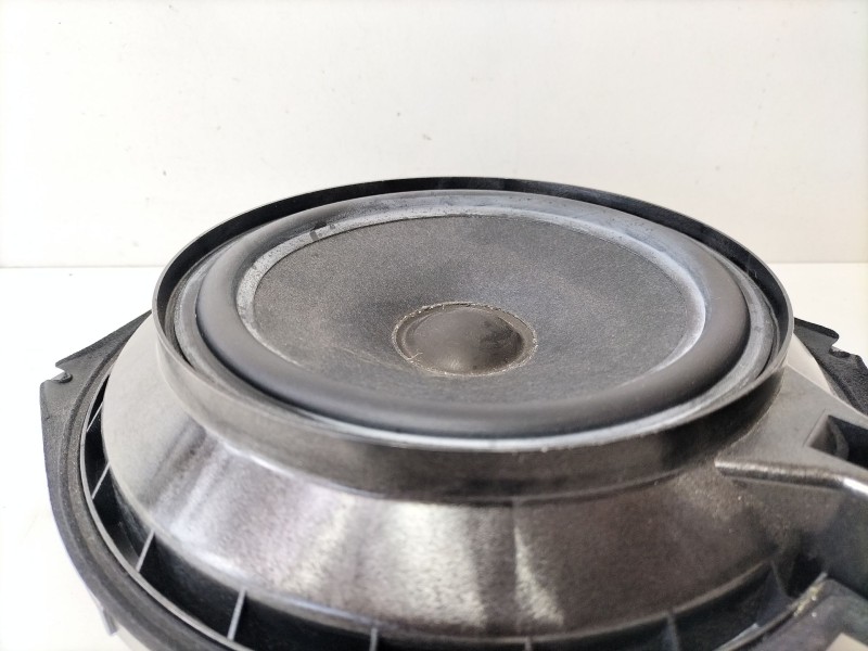 Recambio de altavoz para bmw serie 5 berlina (e60) 520d referencia OEM IAM 65136929100  