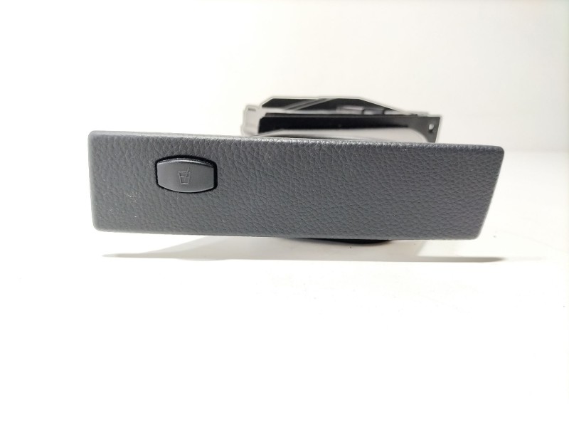 Recambio de moldura para bmw serie 5 berlina (e60) 520d referencia OEM IAM 51457034132  