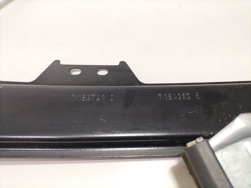 Recambio de elevalunas delantero izquierdo para bmw serie 5 berlina (e60) 520d referencia OEM IAM 7184383  