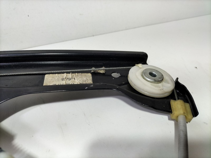 Recambio de elevalunas delantero izquierdo para bmw serie 5 berlina (e60) 520d referencia OEM IAM 7184383  