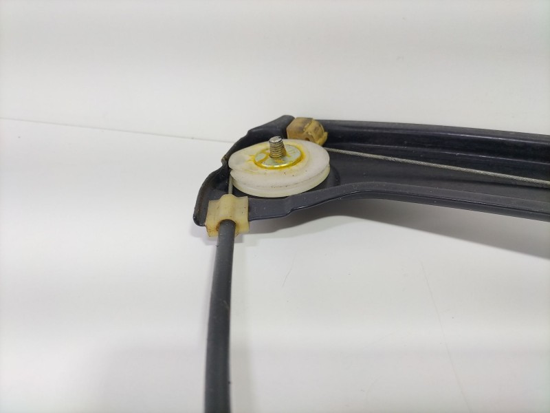 Recambio de elevalunas delantero izquierdo para bmw serie 5 berlina (e60) 520d referencia OEM IAM 7184383  