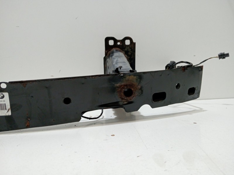 Recambio de refuerzo paragolpes delantero para bmw serie 1 cabrio (e88) 120i referencia OEM IAM 51159067810  