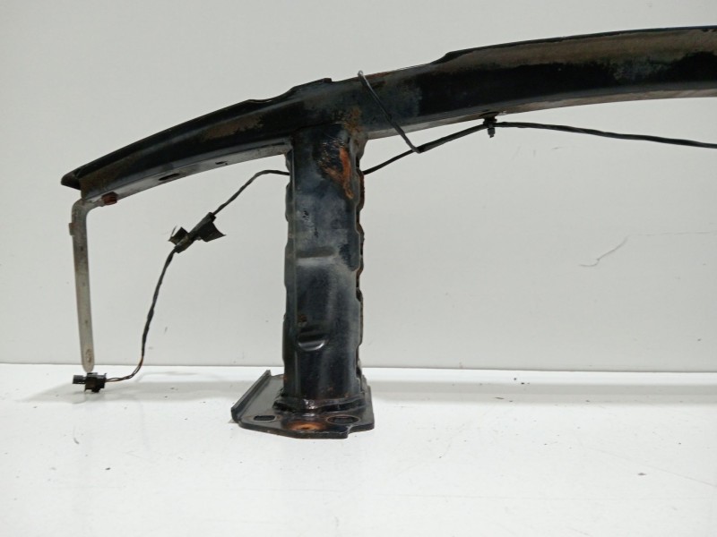 Recambio de refuerzo paragolpes delantero para bmw serie 1 cabrio (e88) 120i referencia OEM IAM 51159067810  