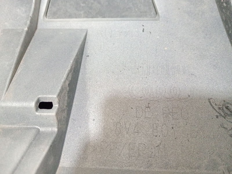 Recambio de paragolpes trasero para audi a3 sportback (8va) ambiente referencia OEM IAM 8V4807511  