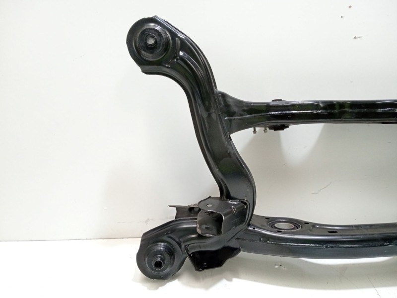 Recambio de puente trasero para mercedes-benz clase a sedán (v177) amg a 35 4-matic (177.151) referencia OEM IAM A2473500301  